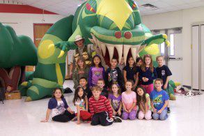 309971_451008781657264_705062858_n